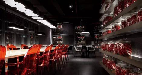 HKIRC醫(yī)療中心，把醫(yī)美中心變成了花園回