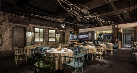 “隨物成器，巧在其中” 高品質(zhì)接待會所。